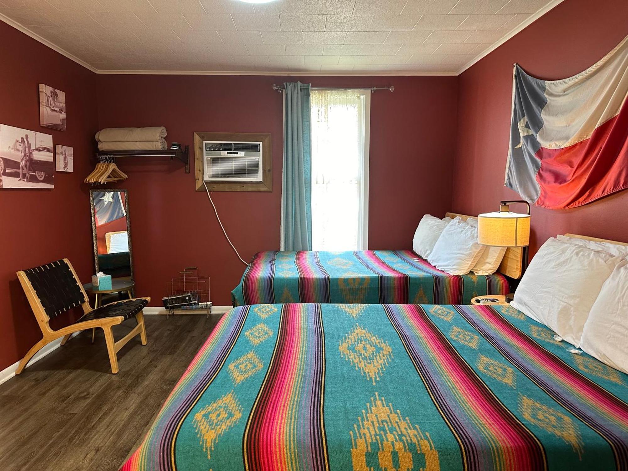 فريدريكسبيرغ Hotel Kitsmiller On Main المظهر الخارجي الصورة