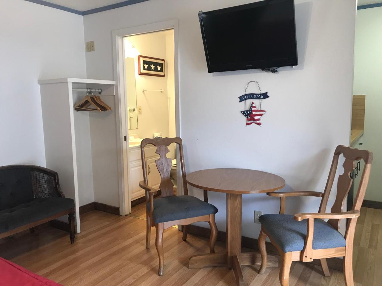 فريدريكسبيرغ Hotel Kitsmiller On Main المظهر الخارجي الصورة